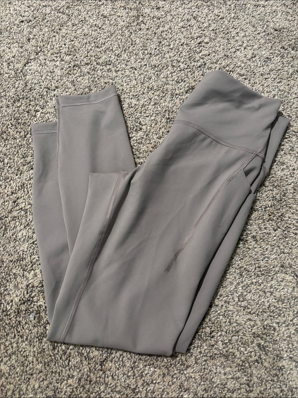 Lululemon Wunder Train High-Rise Tight with Pockets 25" size 8